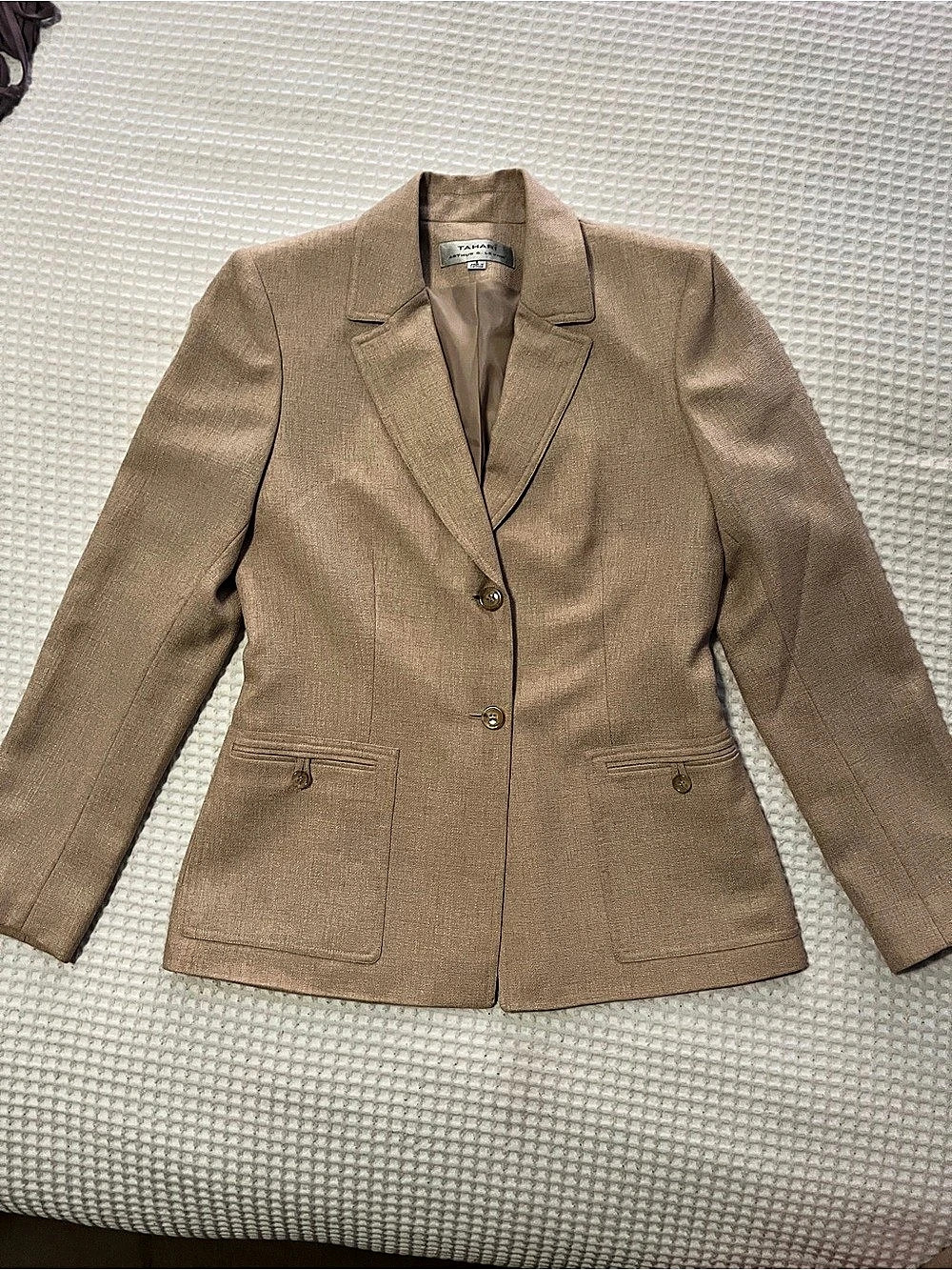 Tahari Women's Pantsuit in Linen Tan Color Size 6